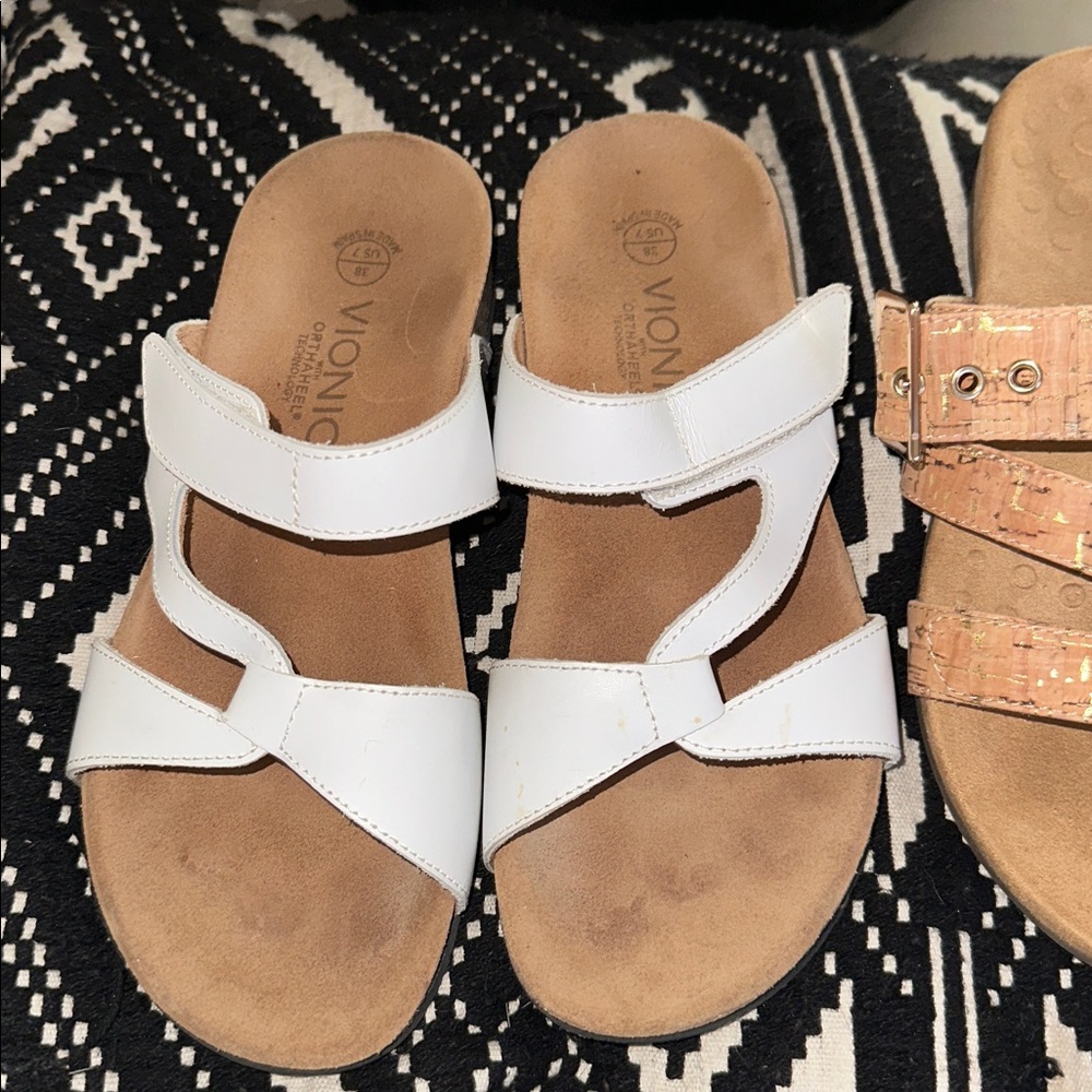 Vionic Women’s White and Tan Dual-Strap Sandals - Picture 3 of 4